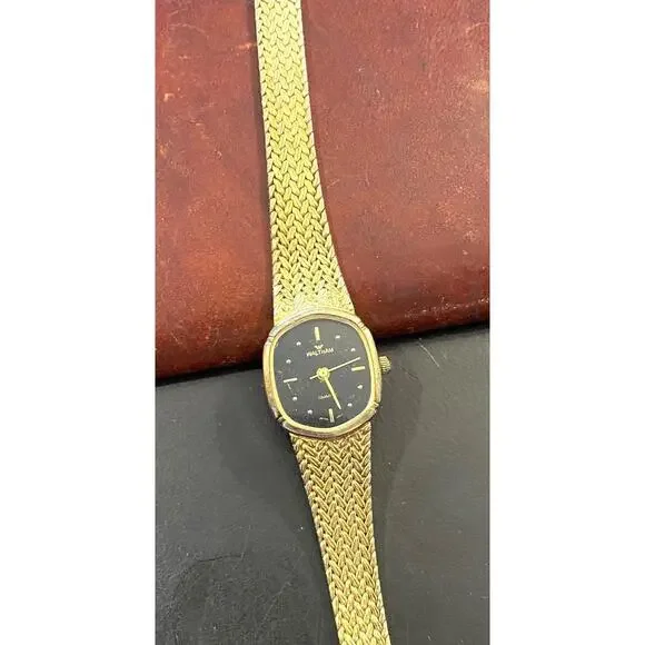 VTG Women's Waltham Quartz Watch, WT810 012, Mesh Band - Picture 3 of 4